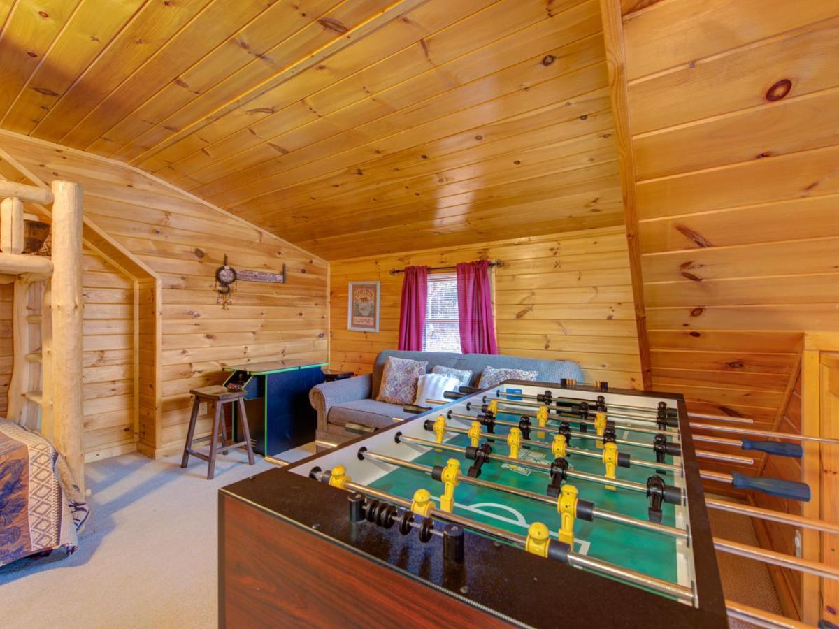 Dew South Villa Гетлинбург Екстериор снимка