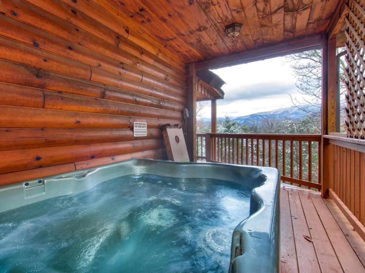 Dew South Villa Гетлинбург Екстериор снимка